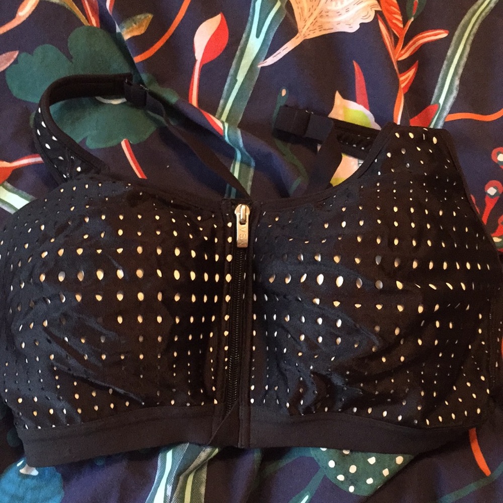 Victoria’s secret sports bra